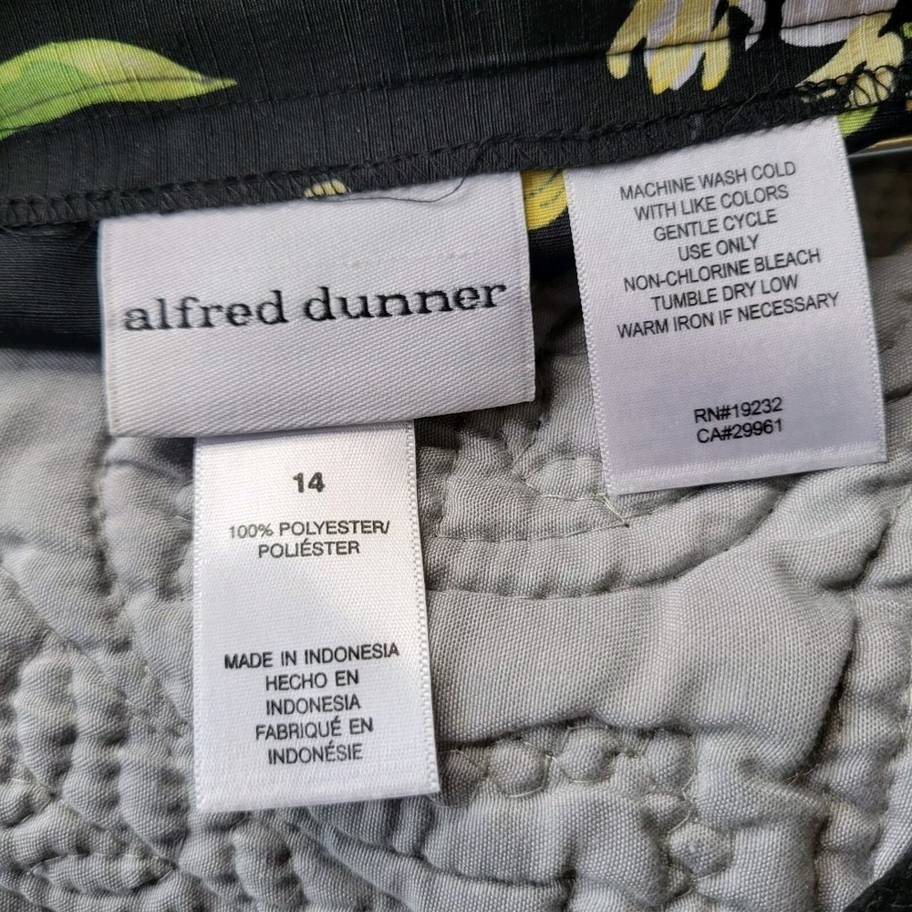 Alfred Dunner‎ Skirt 14 Black Floral Ruffle Cottagecore Eclectic Boho Skirt - Picture 5 of 7